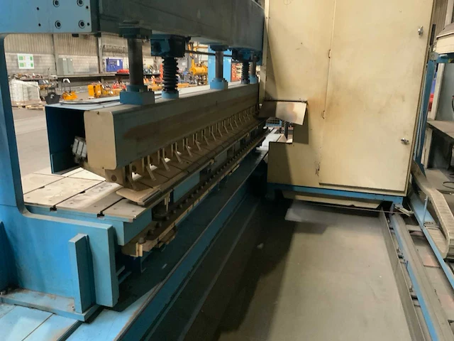 2008 kuhlmeyer ukf afschuinmachine - afbeelding 11 van  14