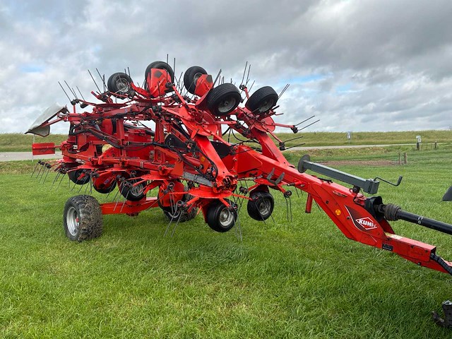 2008 kuhn 17002 schudder - afbeelding 22 van  26