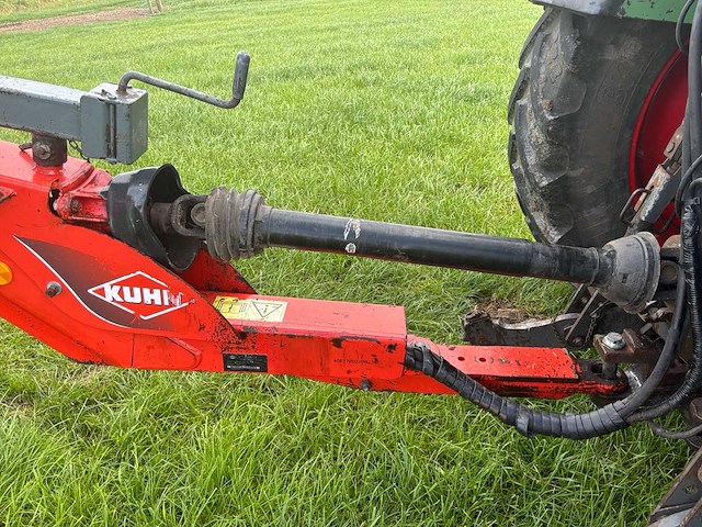 2008 kuhn 17002 schudder - afbeelding 23 van  26
