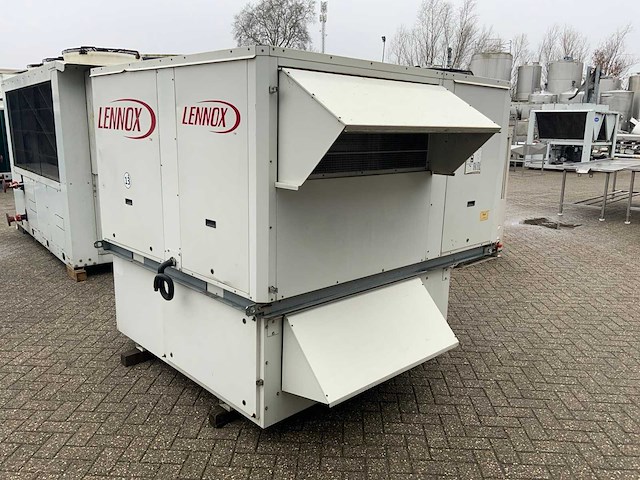 2008 lennox bhk 040 nd luchtbehandelingsinstallatie - afbeelding 1 van  5