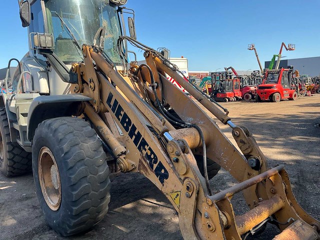 2008 liebherr l 524+ shovel - afbeelding 10 van  47