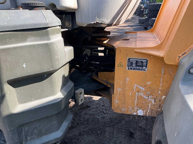 2008 liebherr l 524+ shovel - afbeelding 14 van  47