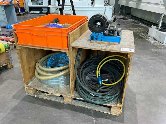 2008 lillbacka powerco finn power p 16 hp hydraulische pers - afbeelding 1 van  7