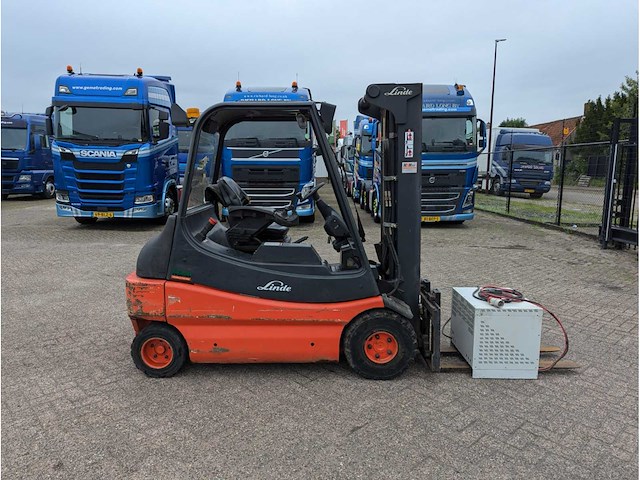 2008 linde e30 vorkheftruck - afbeelding 17 van  21