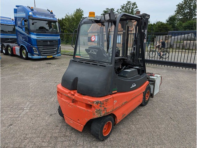 2008 linde e30 vorkheftruck - afbeelding 18 van  21
