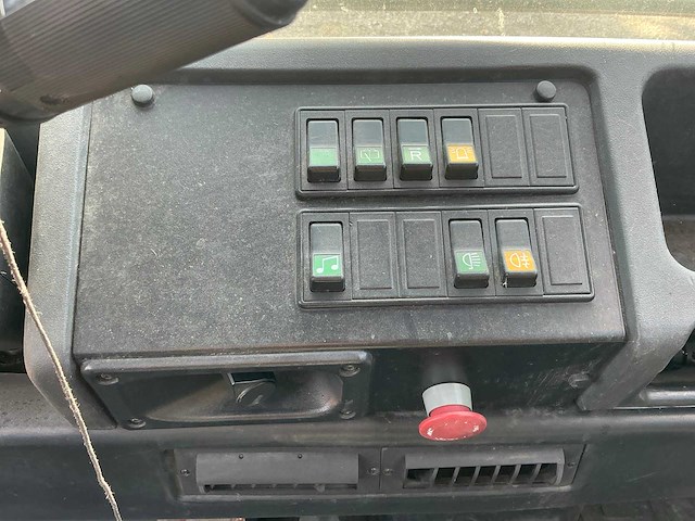 2008 linde p250 industriële trekker - afbeelding 19 van  37