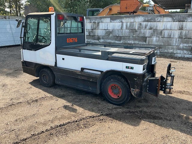 2008 linde p250 industriële trekker - afbeelding 23 van  37