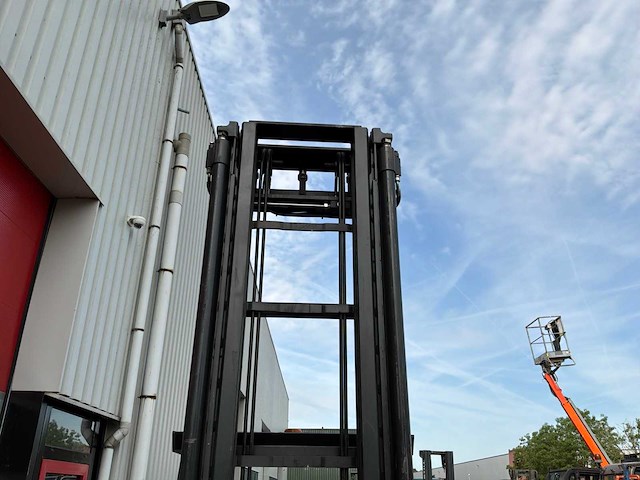 2008 linde r25 reach truck - afbeelding 18 van  19