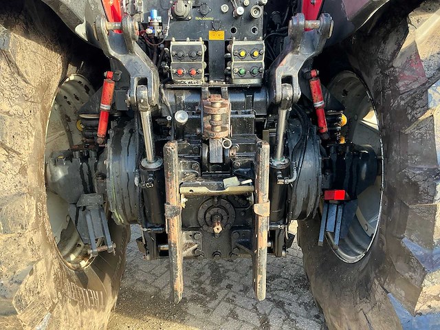 2008 massey ferguson - 8470 dyna vt - vierwielaangedreven landbouwtractor - afbeelding 7 van  42