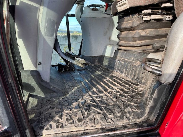 2008 massey ferguson - 8470 dyna vt - vierwielaangedreven landbouwtractor - afbeelding 10 van  42