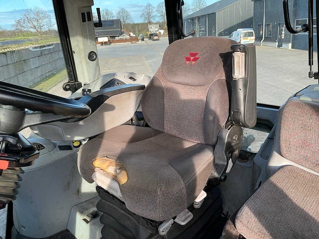 2008 massey ferguson - 8470 dyna vt - vierwielaangedreven landbouwtractor - afbeelding 11 van  42