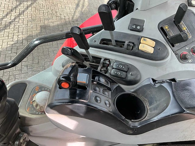 2008 massey ferguson 6460 dyna-6 vierwielaangedreven landbouwtractor - afbeelding 32 van  32