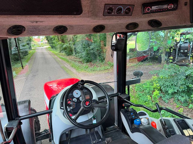 2008 massey ferguson 6470 vierwielaangedreven landbouwtractor - afbeelding 10 van  10