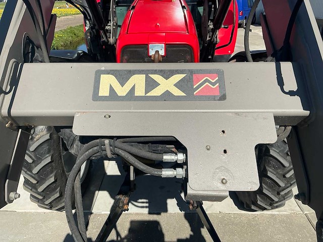 2008 massey ferguson 6470 vierwielaangedreven landbouwtractor - afbeelding 10 van  12