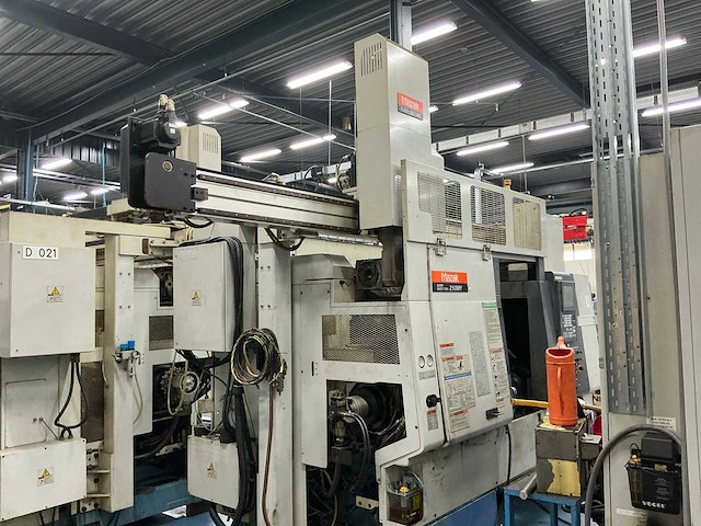 2008 mazak sqt 250my cnc-draaibank - afbeelding 12 van  18
