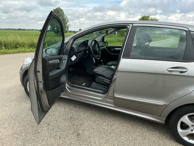2008 mercedes-benz a-klasse 170 avantgarde personenauto - afbeelding 15 van  43