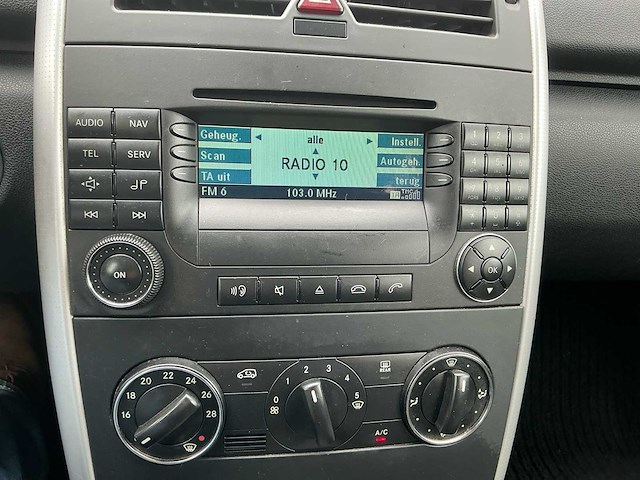 2008 mercedes-benz a-klasse 170 avantgarde personenauto - afbeelding 37 van  43