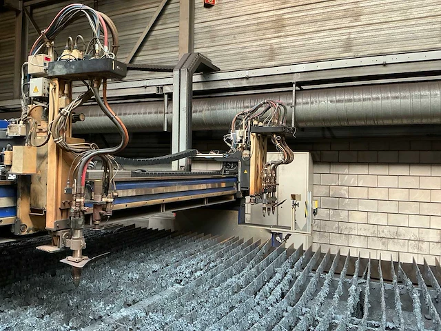2008 messer multitherm 5000 portaal plasma / autogeen snijmachine - afbeelding 37 van  38