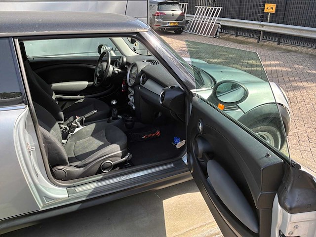 2008 mini 3-deurs 1.4 one personenauto - afbeelding 8 van  25