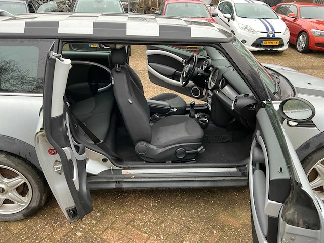 2008 mini clubman 1.6 cooper - afbeelding 22 van  35