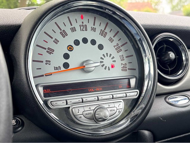2008 mini mini 1.4 one pepper personenauto - afbeelding 8 van  14