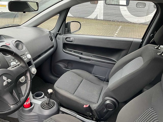 2008 mitsubishi colt 1.4 personenauto 02-zl-fb - afbeelding 19 van  33