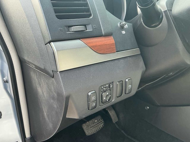 2008 mitsubishi pajero 3.0 v6 gls 4wd automaat – 7-persoons - afbeelding 22 van  34