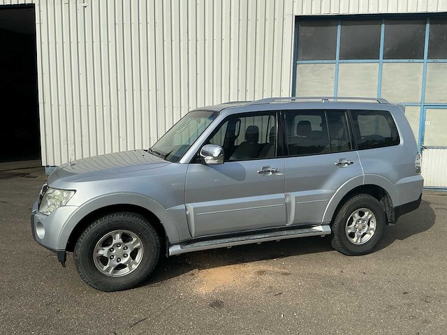 2008 mitsubishi pajero 3.0 v6 gls 4wd automaat – 7-persoons - afbeelding 12 van  34