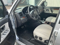 2008 mitsubishi pajero 3.0 v6 gls 4wd automaat – 7-persoons - afbeelding 24 van  34