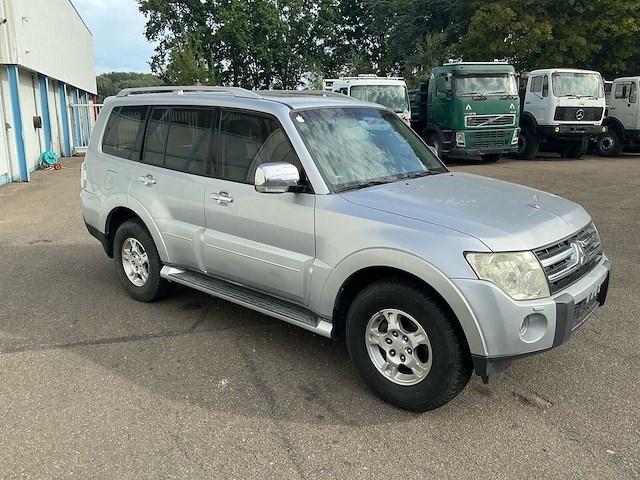 2008 mitsubishi pajero 3.0 v6 gls 4wd automaat – 7-persoons - afbeelding 29 van  34