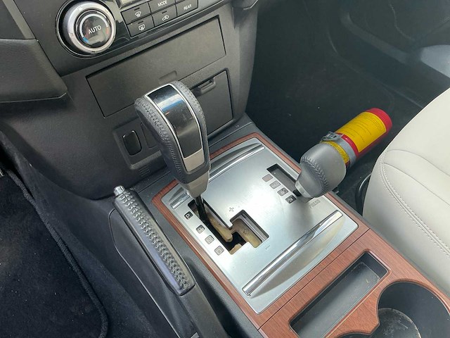2008 mitsubishi pajero 3.0 v6 gls 4wd automaat – 7-persoons - afbeelding 1 van  34