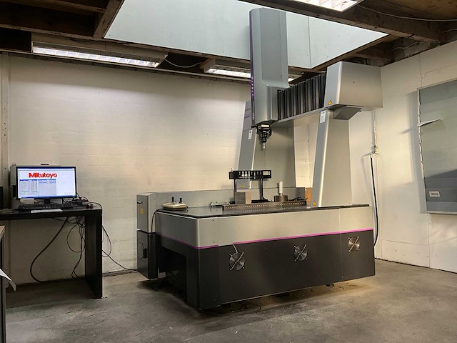 2008 mitutoyo corporation strato euro-c 7106 (fal-a710/4011m-4211) 3d-meetmachine - afbeelding 1 van  37