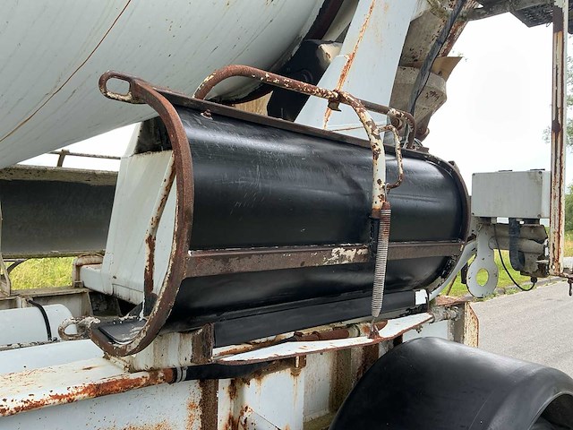 2008 mol cy f34c00 tri/a betonmixer-oplegger - afbeelding 11 van  12