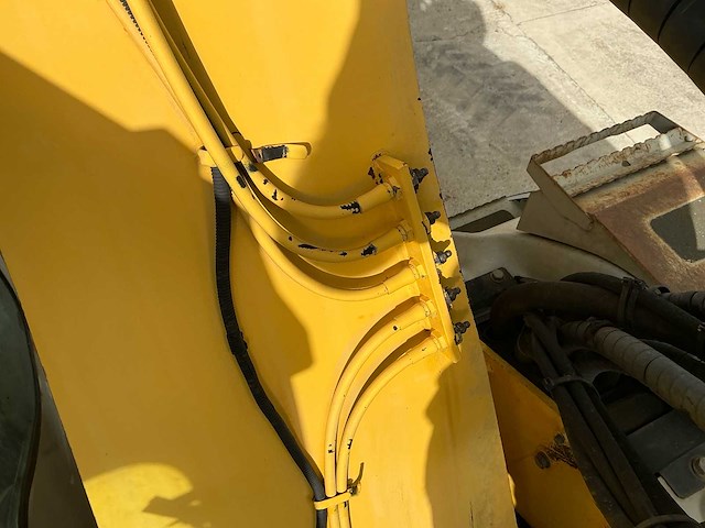 2008 new holland kobelco e135bsr-2 binnendraaier - afbeelding 36 van  43