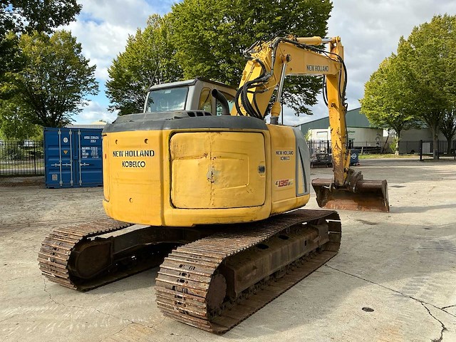 2008 new holland kobelco e135bsr-2 binnendraaier - afbeelding 32 van  36