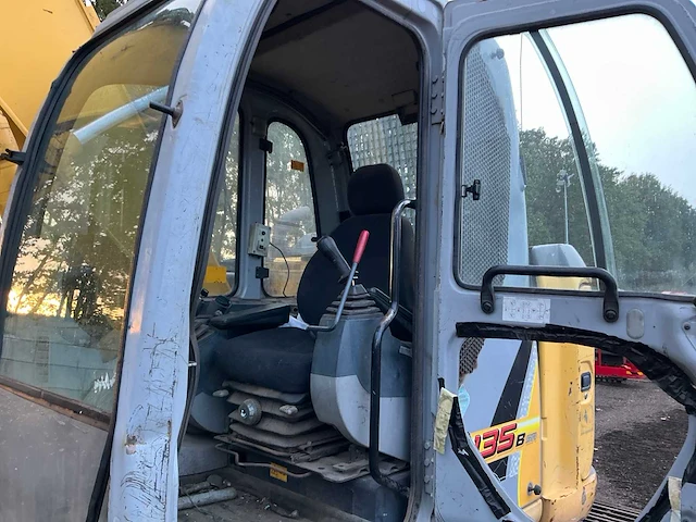2008 new holland kobelco e135bsr-2 rupsgraafmachine - afbeelding 20 van  49