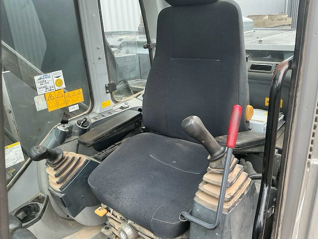 2008 new holland kobelco e225bsr rupsgraafmachine – 24,3 ton – lehnhoff hs21 - afbeelding 22 van  48