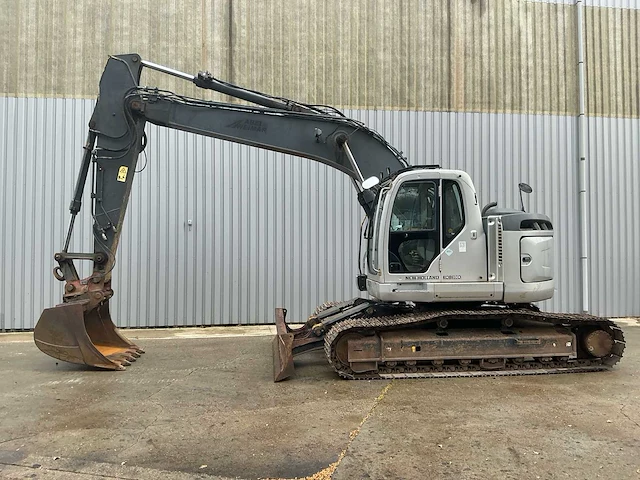 2008 new holland kobelco e225bsr rupsgraafmachine – 24,3 ton – lehnhoff hs21 - afbeelding 14 van  48