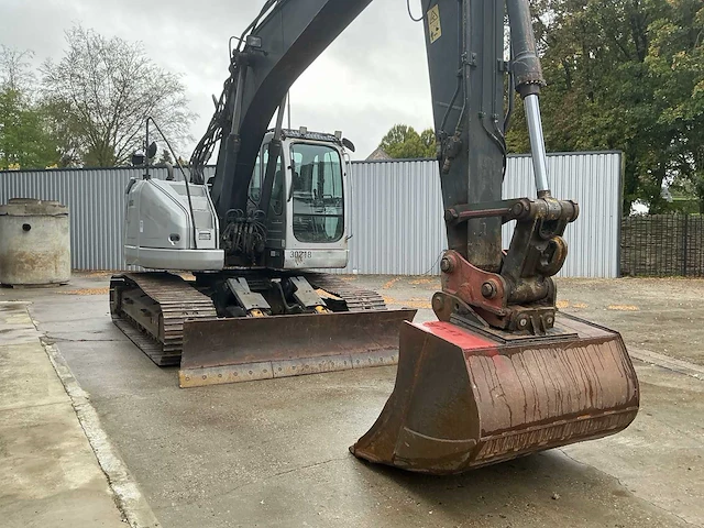 2008 new holland kobelco e225bsr rupsgraafmachine – 24,3 ton – lehnhoff hs21 - afbeelding 37 van  48