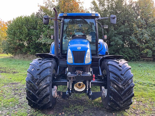 2008 new holland t6070 vierwielaangedreven landbouwtractor - afbeelding 3 van  37