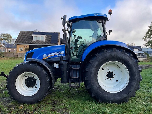 2008 new holland t6070 vierwielaangedreven landbouwtractor - afbeelding 9 van  37
