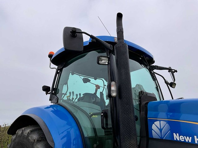 2008 new holland t6080 vierwielaangedreven landbouwtractor - afbeelding 28 van  36