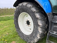 2008 new holland t6080 vierwielaangedreven landbouwtractor - afbeelding 30 van  36