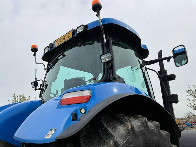 2008 new holland t6080 vierwielaangedreven landbouwtractor - afbeelding 32 van  36