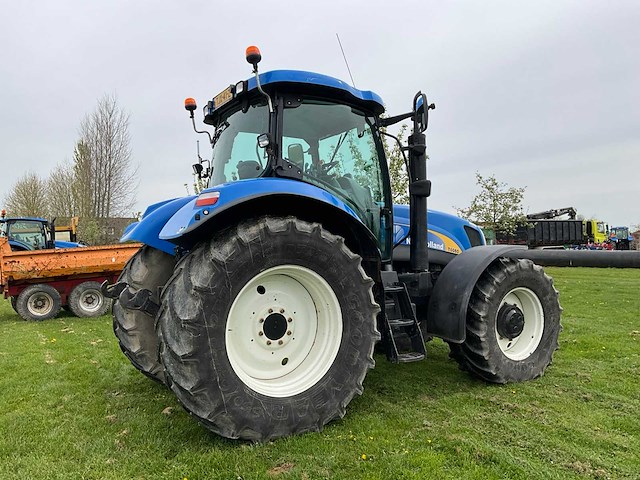 2008 new holland t6080 vierwielaangedreven landbouwtractor - afbeelding 3 van  36