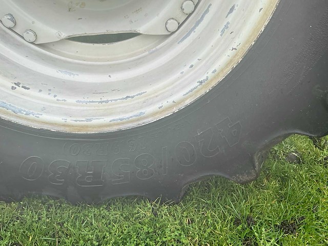 2008 new holland ts135a vierwielaangedreven landbouwtractor - afbeelding 11 van  28