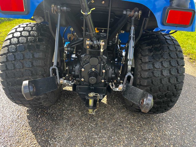 2008 new holland tz24d vierwiel aangedreven compacttractor - afbeelding 15 van  19