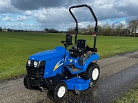 2008 new holland tz24d vierwiel aangedreven compacttractor