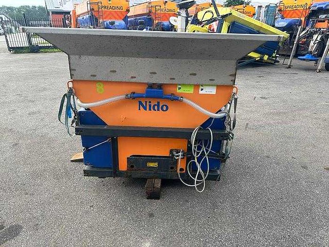 2008 nido stratos b11k-27 wcln350 salt spreader - afbeelding 3 van  6