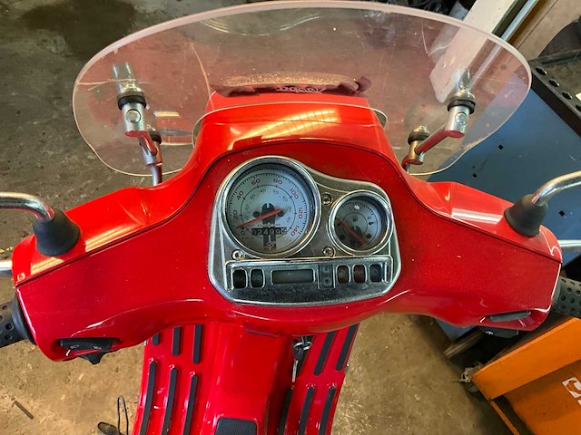 2008 piaggio scooter 125 x8 street - afbeelding 1 van  14